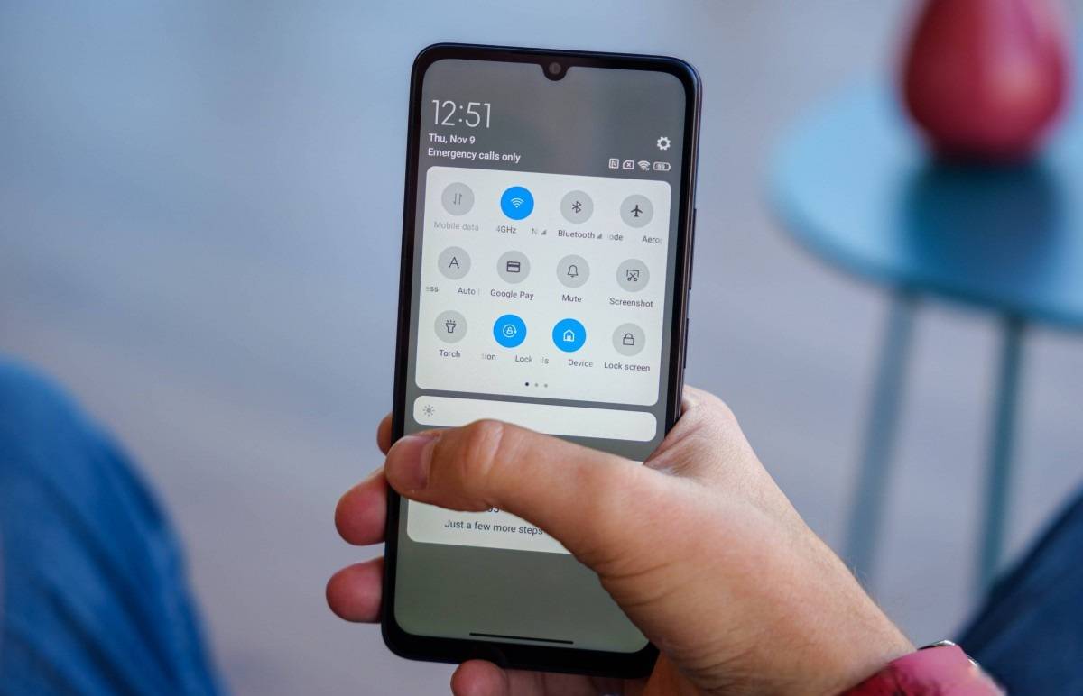 مقایسه نرم‌افزار پوکو C75 با پوکو C65