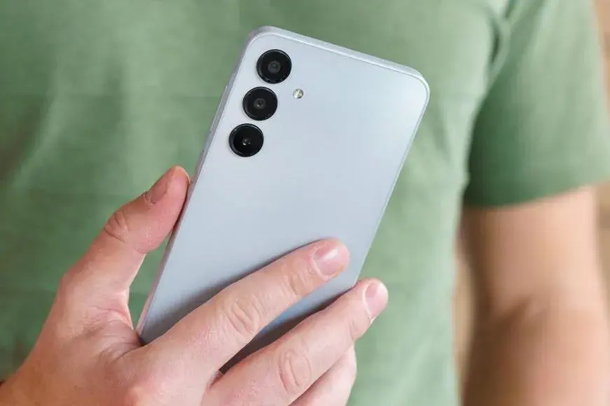 Galaxy A16 vs Redmi Note 14