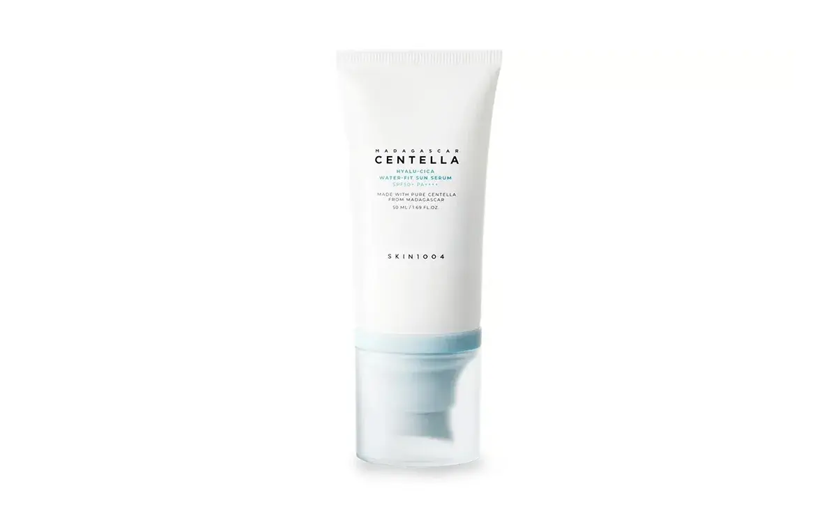 کرم ضد آفتاب بیرنگ SPF50 اسکین 1004 مدل Centella Hyalu-Cica